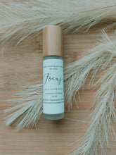 Load image into Gallery viewer, Focus